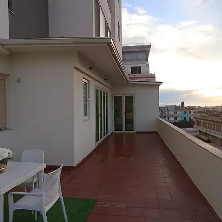 Deansiar Apartment's *